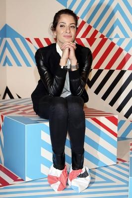 Linda Zervakis bei der Olympus OM D Photography Playground Atelier Eroeffnung Hamburg 06 03 2014-stock-foto