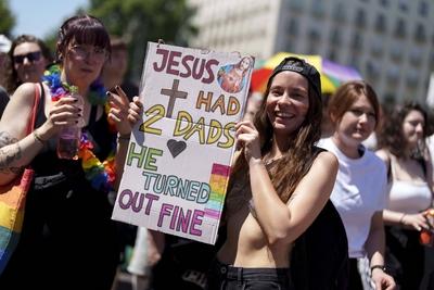 29. VIENNA PRIDE - REGENBOGENPARADE-stock-foto