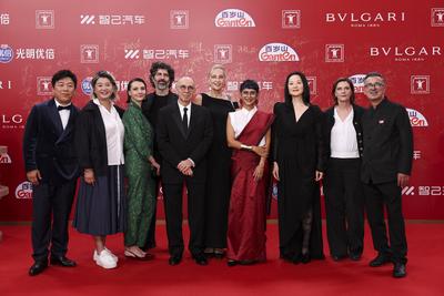 SHANGHAI, CHINA - JUNE 14: 27th SIFF Golden Goblet Awards Jury members director Yang Lina, actress Yong Mei, director Iv-stock-photo