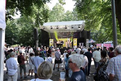 Berlin - 24. Kunstfest Pankow unter dem Motto ?In der Natur?-stock-photo