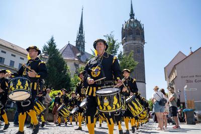 Themenbild ? Festumzug 500 Jahre Luthers Hochzeit in Wittenberg, 14.06.2025-stock-foto
