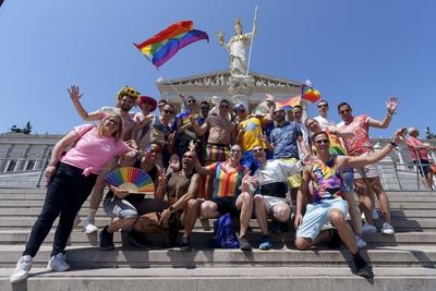 29. VIENNA PRIDE - REGENBOGENPARADE-stock-foto