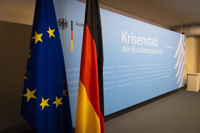 HeadlineSitzung des Krisenstabes der Bundesregierung-stock-foto