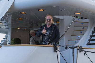 Italien, Venedig - Die Geissens, Dreharbeiten zur Serie mit RTL 2 Robert Geiss auf seiner Yacht, Indigo Star 1, im Hafe-stock-photo