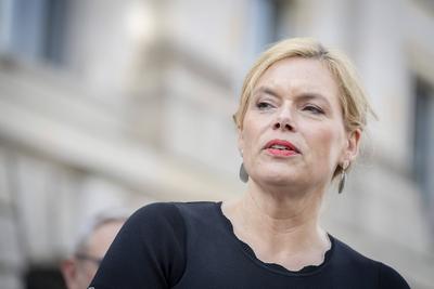 1. Nationaler Veteranentag, Julia Kl?ckner, Bryan Adams-stock-photo