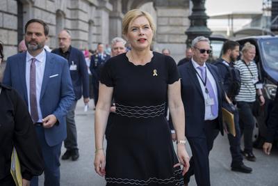 1. Nationaler Veteranentag, Julia Kl?ckner, Bryan Adams-stock-photo