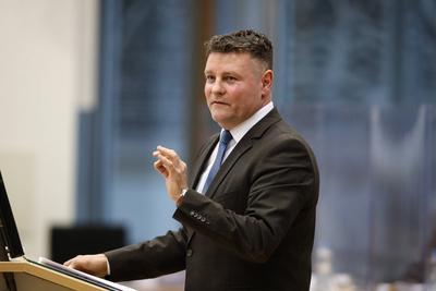 Parlamentarischer Gesch?ftsf?hrer Markus Kurze (CDU,Sachsen Anhalt) - Landtagssitzung im Landtag von Sachsen Anhalt Aktu-stock-foto