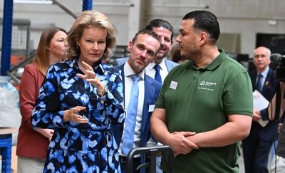 Queen Mathilde Visits Digital For Youth'-stock-foto