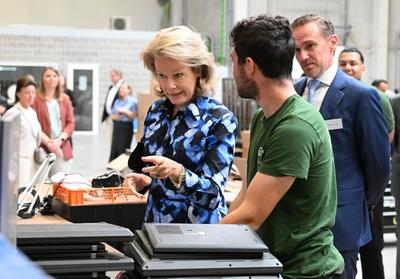 Queen Mathilde Visits Digital For Youth'-stock-foto