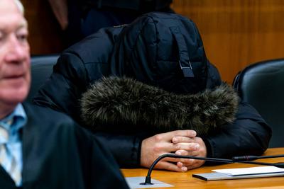 Urteil, Verbrechen gegen die Menschlichkeit gegen syrischen Arzt Alaa M.-stock-foto