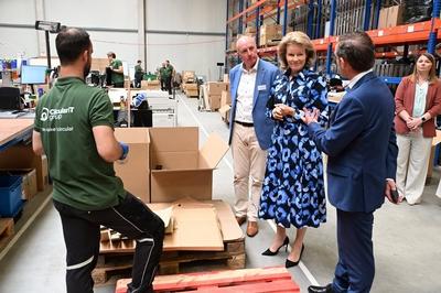 Queen Mathilde Visits Digital For Youth'-stock-foto