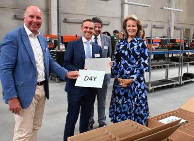 Queen Mathilde Visits Digital For Youth'-stock-foto