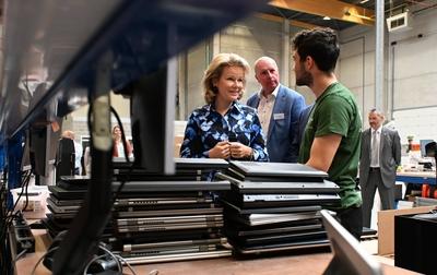 Queen Mathilde Visits Digital For Youth'-stock-foto