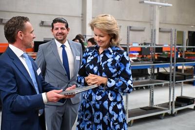 Queen Mathilde Visits Digital For Youth'-stock-foto