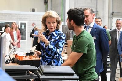 Queen Mathilde Visits Digital For Youth'-stock-foto
