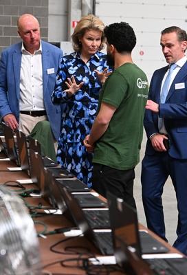 Queen Mathilde Visits Digital For Youth'-stock-foto
