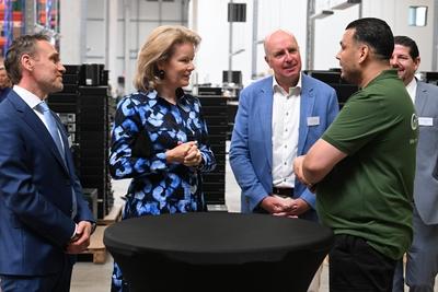 Queen Mathilde Visits Digital For Youth'-stock-foto