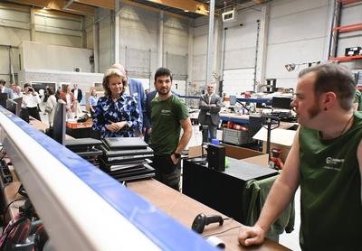 Queen Mathilde Visits Digital For Youth'-stock-foto