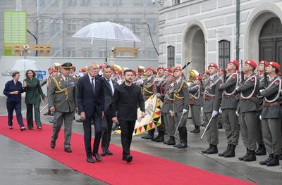 2024 - Staatsbesuch des Pr?sidenten der Ukraine Wolodymyr Selenskyj mit Gattin Selenska, in Wien, am 16.06.2025.-stock-photo