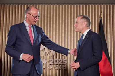 Kananaskis, Alberta, Kanada, Mountain Lodge: G7-Gipfel 2025: Bundeskanzler Friedrich Merz (CDU) trifft Kanadas Premiermi-stock-photo