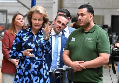 Queen Mathilde Visits Digital For Youth'-stock-foto