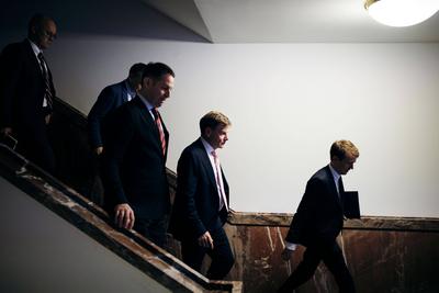 Johann Wadephul im Kriesenstab-stock-foto