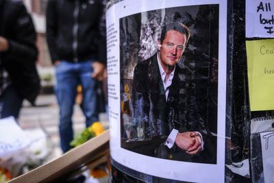 New York City,NY-October 31st 2023: Memorial for Actor Matthew Perry who passed away on October 28th 2023 in New York Ci-stock-foto