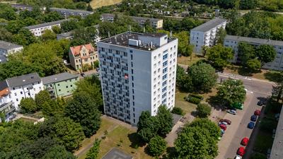 Halle (Saale) - Gro?razzia am fr?hen Morgen: Verd?chtiger IS-Terrorist festgenommen-stock-photo