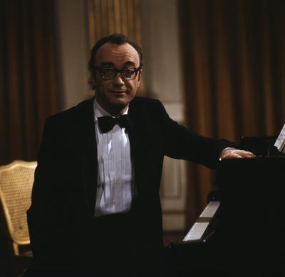ALFRED BRENDEL Alfred Brendel, ?sterreichischer Pianist, 1980. Alfred Brendel, Austrian pianist, in 1980s., Deutschland-stock-foto