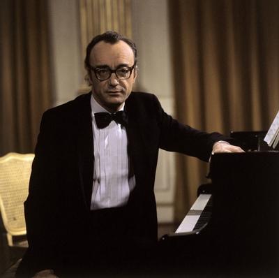 ALFRED BRENDEL ALFRED BRENDEL einer der gr?ssten Pianisten unserer Zeit Aufnahme 1970er Jahre-stock-foto