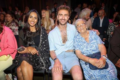 Ernsting's family Fashion Show-stock-foto