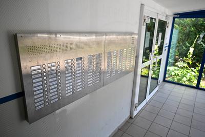 Halle (Saale) - Gro?razzia am fr?hen Morgen: Verd?chtiger IS-Terrorist festgenommen-stock-photo