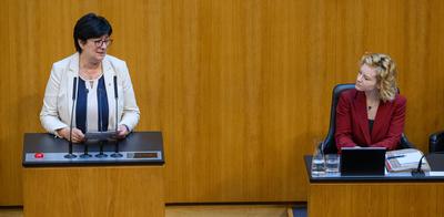 20250617 32. Sitzung des Nationalrats-stock-foto