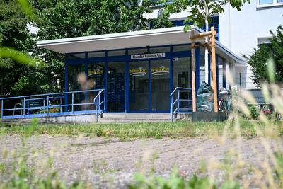 Halle (Saale) - Gro?razzia am fr?hen Morgen: Verd?chtiger IS-Terrorist festgenommen-stock-photo