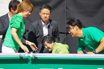 Election - Governor Koike gives campaign speech -JPN--stock-foto