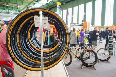 27 04 2019 Berlin Deutschland GER Flughafen Tempelhof Gel?nde VELOBerlin 2019 Messe VELOBerlin D-stock-foto