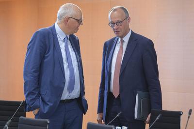 Auftakt Bund-Laender Konferenz mit Bundeskanzler Merz-stock-foto