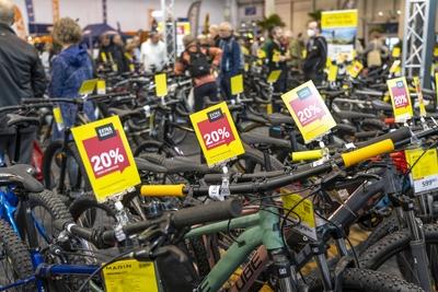 Fahrrad Essen, Publikumsmesse in den Hallen der Messe Essen, Händler und Hersteller zeigen alles rund um Fahrräder, E-Bi-stock-foto