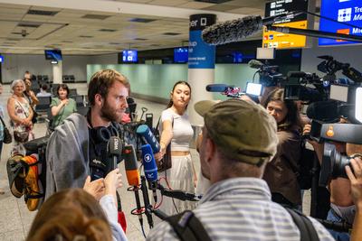 Evakuierte aus Israel - R?ckkehr per Sonderflug aus Jordanien-stock-photo