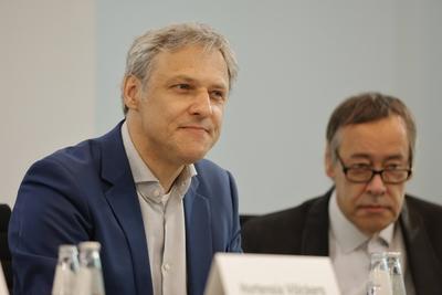 Samo Darian, Programmleitung Aller.Land, Deutschland, Berlin, Bundeskanzleramt, Pressekonferenz: Aller.Land: Bekanntgabe-stock-foto