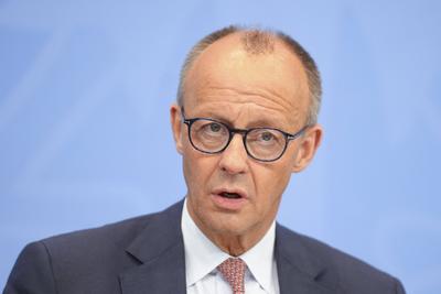 Pressekonferenz mit Bundeskanzler Merz nach der Ministerpraesidentenkonferenz (MPK)-stock-foto
