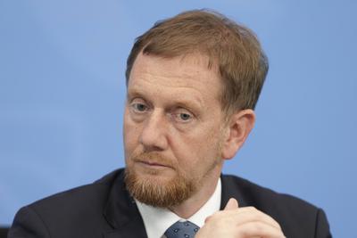Pressekonferenz mit Bundeskanzler Merz nach der Ministerpraesidentenkonferenz (MPK)-stock-foto