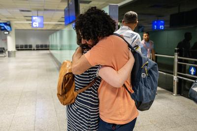 Evakuierte aus Israel - R?ckkehr per Sonderflug aus Jordanien-stock-photo
