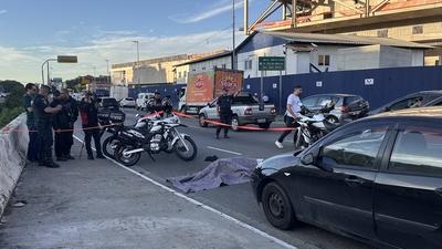 Assault shooting in downtown sao paulo-stock-foto