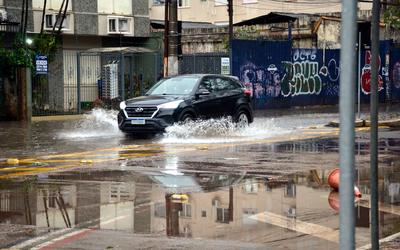 Rain causes problems again in the metropolitan region of Porto Alegre, in Rio Grande do Sul-stock-photo