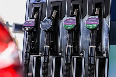 18.10.2023, E20 Tankstelle Mannheim, Zapfh?hne Tankstelle mit Diesel, Super Eco 20, Super, Super E10, Mannheim Baden-W?r-stock-foto