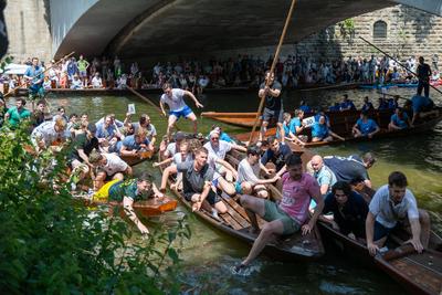 GER, Tuebinger Stocherkahnrennen, Traditionelles Fest, Auf dem Neckar, Socherkahn, 19.06.2025-stock-foto