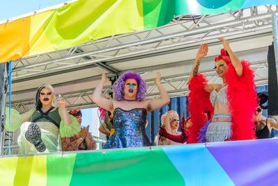 linz, austria, 21 juni 2025, LGBTQ parade linzpride *** linz, ?sterreich, 21 juni 2025, LGBTQ-Parade linzpride Copyright-stock-photo