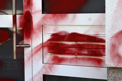 21.06.2025,NRW, Deutschland, Politik, Kriminalit?t, Vandalismus,Farbanschlag auf die SPD Zentrale in Essen, auch die B?ros der CDU und der Gr?nen wurden attackiert,-stock-foto
