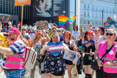 linz, austria, 21 juni 2025, LGBTQ parade linzpride *** linz, ?sterreich, 21 juni 2025, LGBTQ-Parade linzpride Copyright-stock-photo